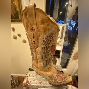 Hand crafted Coral boots- worn twice size 8.5